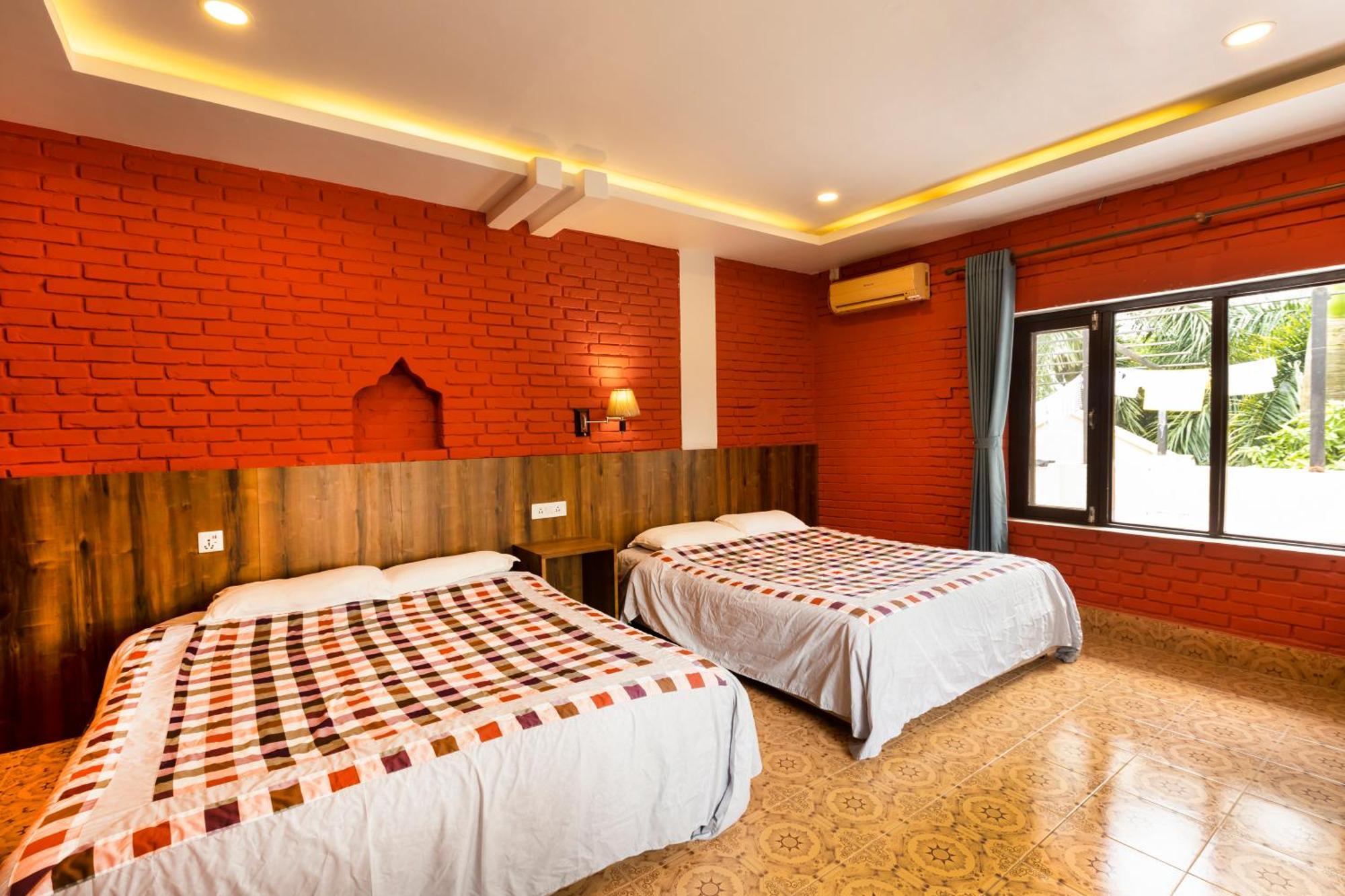 Hotel Parkside & Swimming Pool-Between Greenery And Azure ,Your Perfect Retreat Chitwan Quarto foto